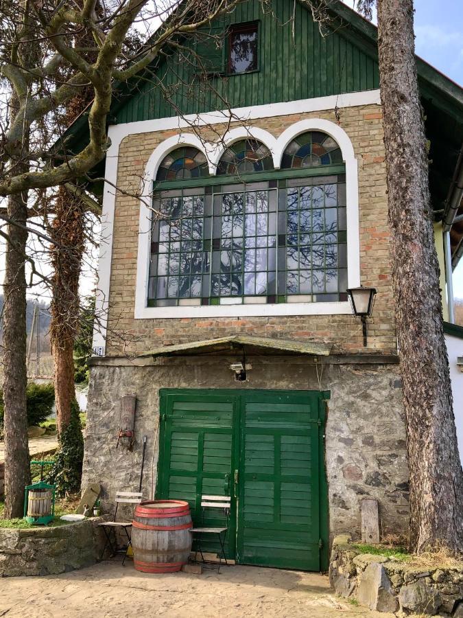 Guens Vendeghaz Hotel Szigliget Exterior foto
